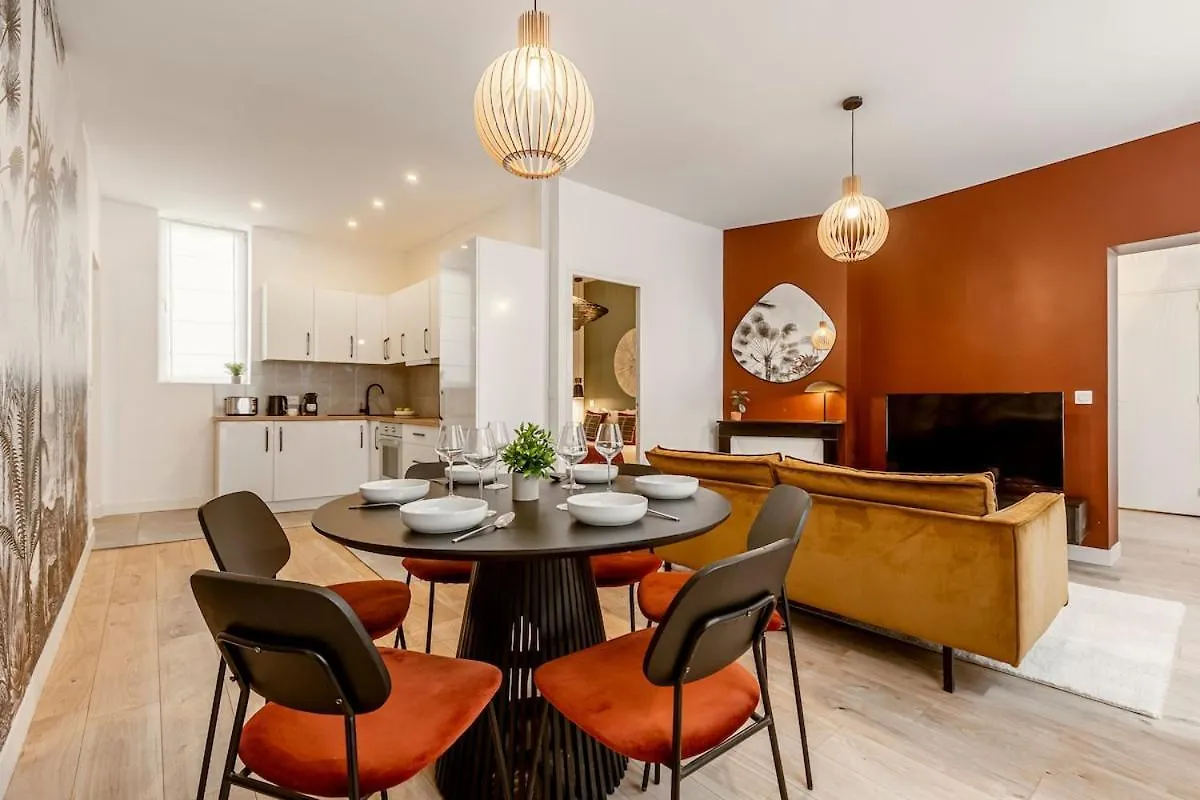 B21#Republique#Marais#3Bedrooms#Paris03#Air-Conditioning 0*, Paříž Francie